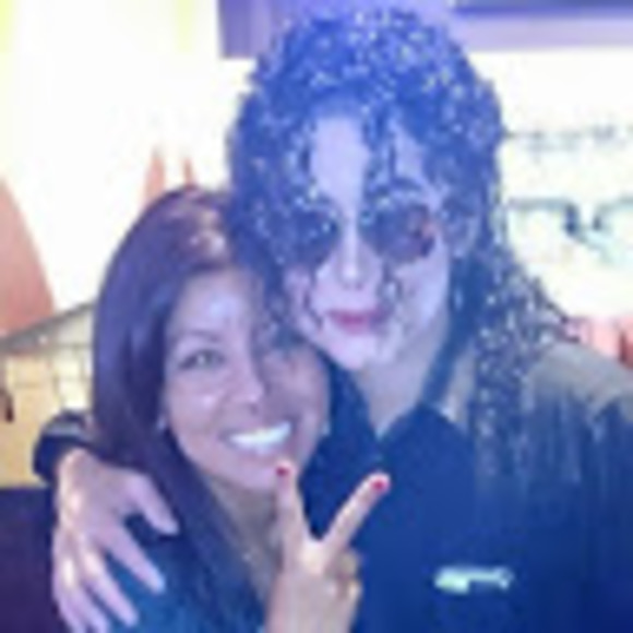 Meet your Posher, Tina - Picture 1 of 1